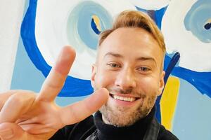 Шепелев: Раньше мне присылали письма с предложением увеличить член. А теперь – с предложением пересадить волосы