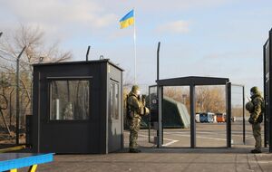 КПВВ "Щастя" обстрілювали з мінометів та станкових протитанкових гранатометів