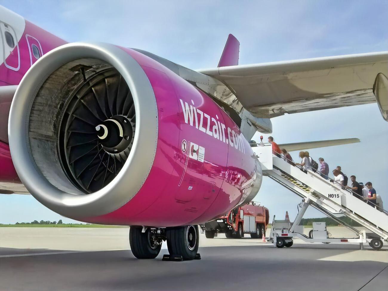 Торік у жовтні Wizz Air повідомила, що планує запустити 26 нових рейсів з України