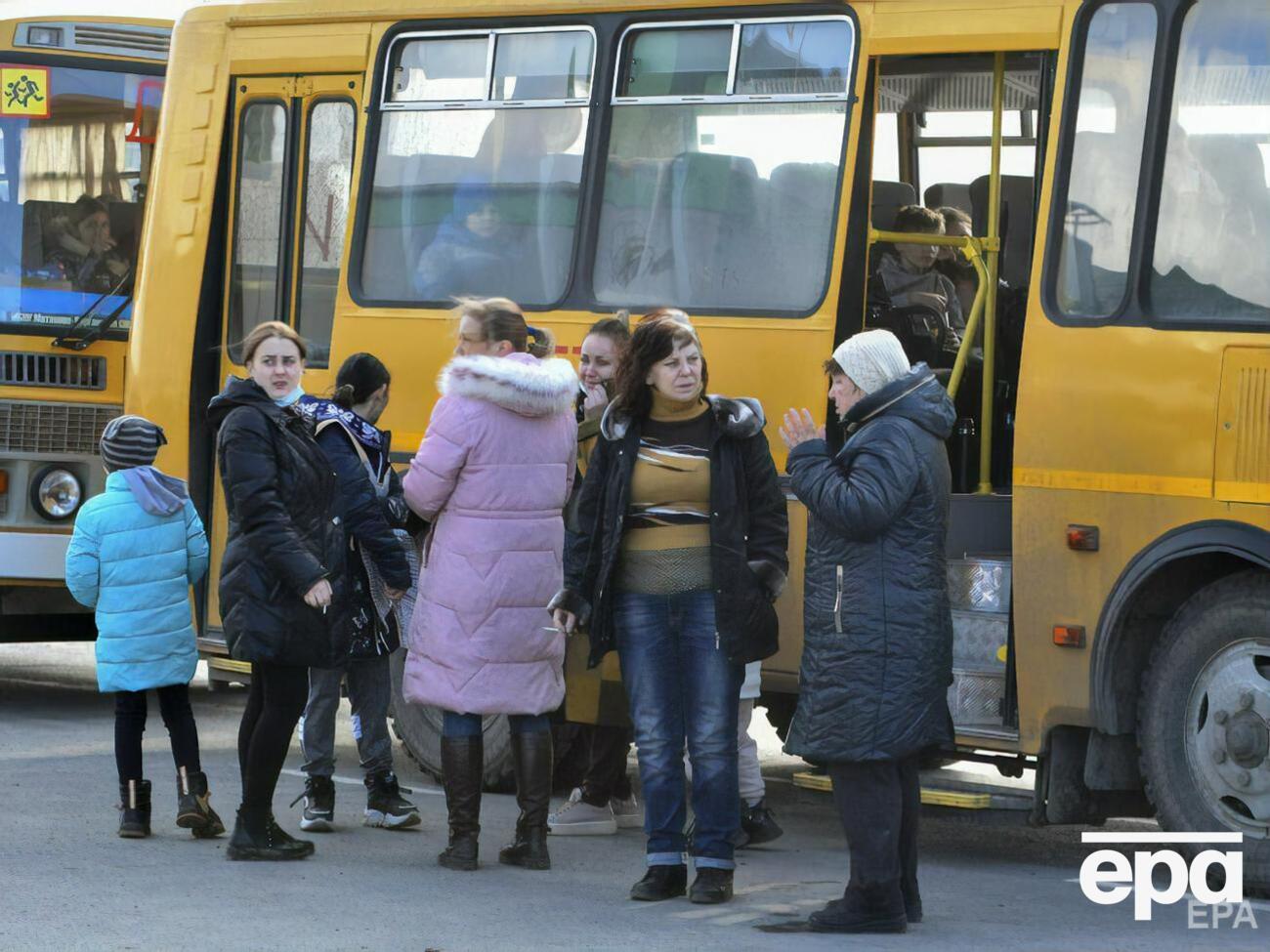 Окупанти оголосили про евакуацію жителів ОРДЛО до Ростовської області РФ