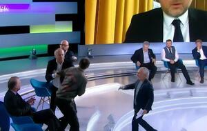 По словам Медведчука, Шуфрич отстаивал свою позицию "как настоящий мужик"