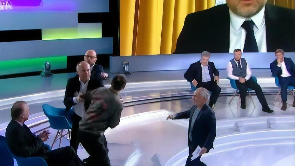 За словами Медведчука, Шуфрич відстоював свою позицію "як справжній мужик"