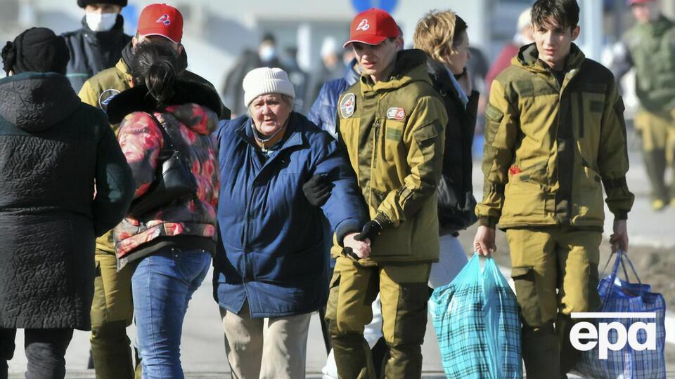 За даними ЗМІ, у Донецьку та Макіївці пограбували приблизно 100 квартир