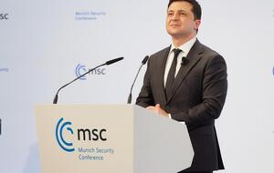 Зеленский возглавляет президентский рейтинг