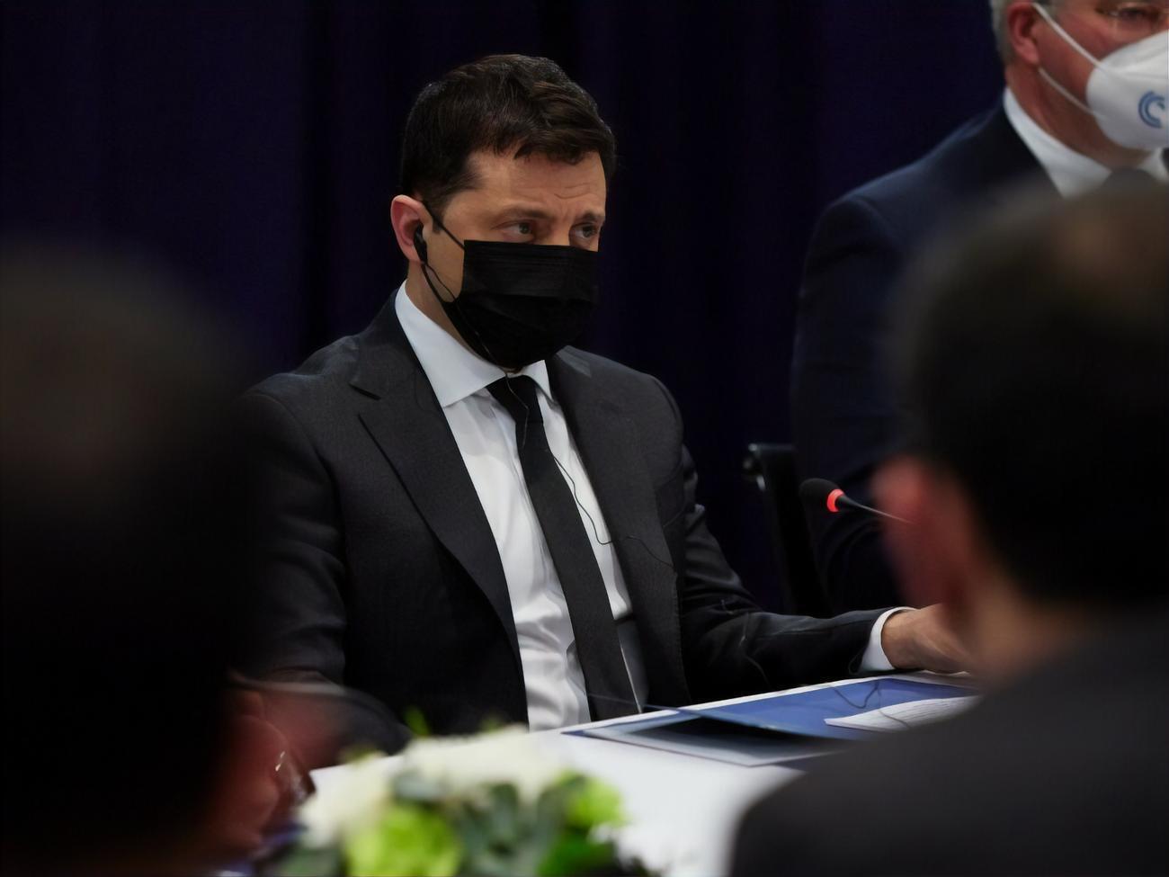 Зеленський очолює антирейтинг українських політиків