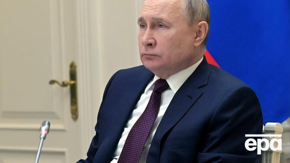 Путін проводить засідання Радбезу в очному форматі