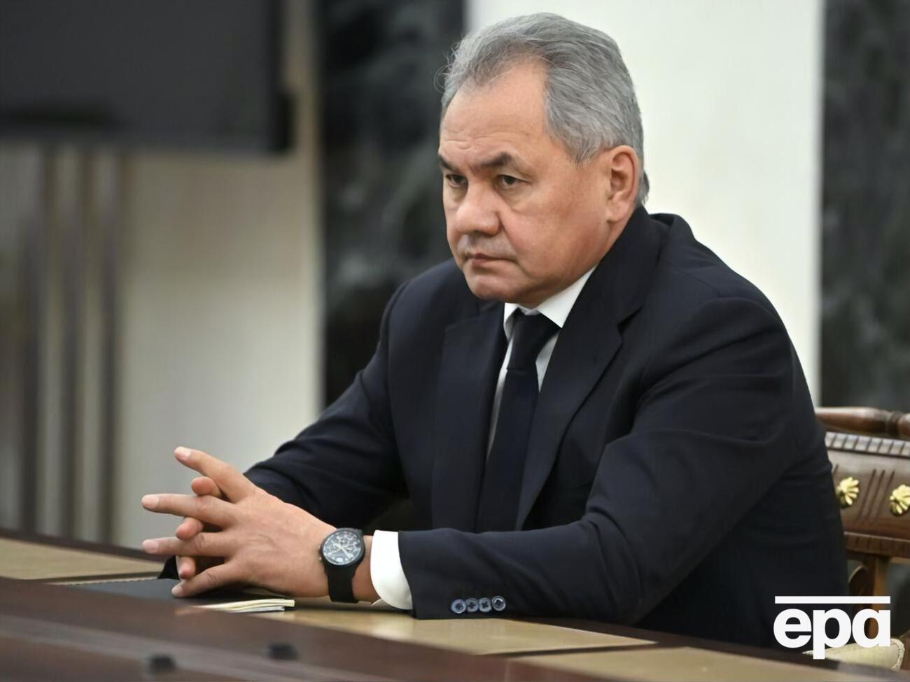 Часы Шойгу показывали другое время