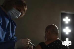 Всего в Украине привито от COVID-19 двумя дозами вакцины около 15,15 млн человек, отметили в Минздраве