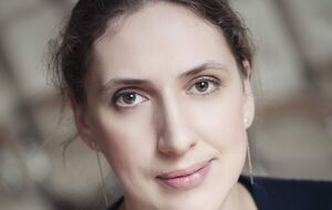 Илона Сологуб: Может, лучше развивать финансовую грамотность, чем создавать очередного государственного финансового монстра?