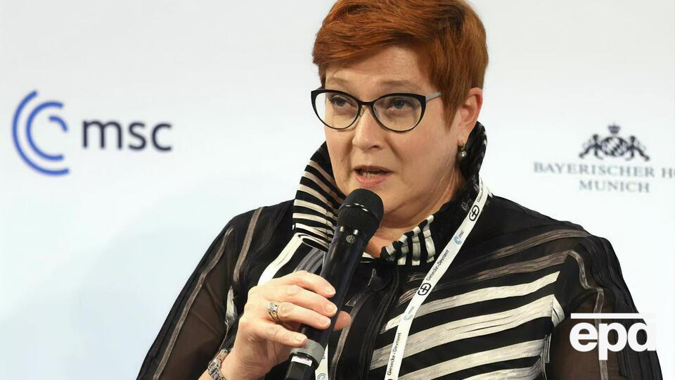 Пэйн: Австралийские официальные лица направлены в Восточную Польшу и Румынию