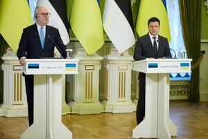 Признание РФ "ЛДНР" является "явным нарушением" международного права и территориальной целостности Украины, заявили Карис и Зеленский