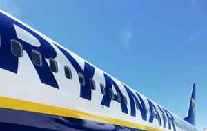 Вилетіти літаком авіакомпанії Ryanair наразі можна з Києва, Одеси чи Львова