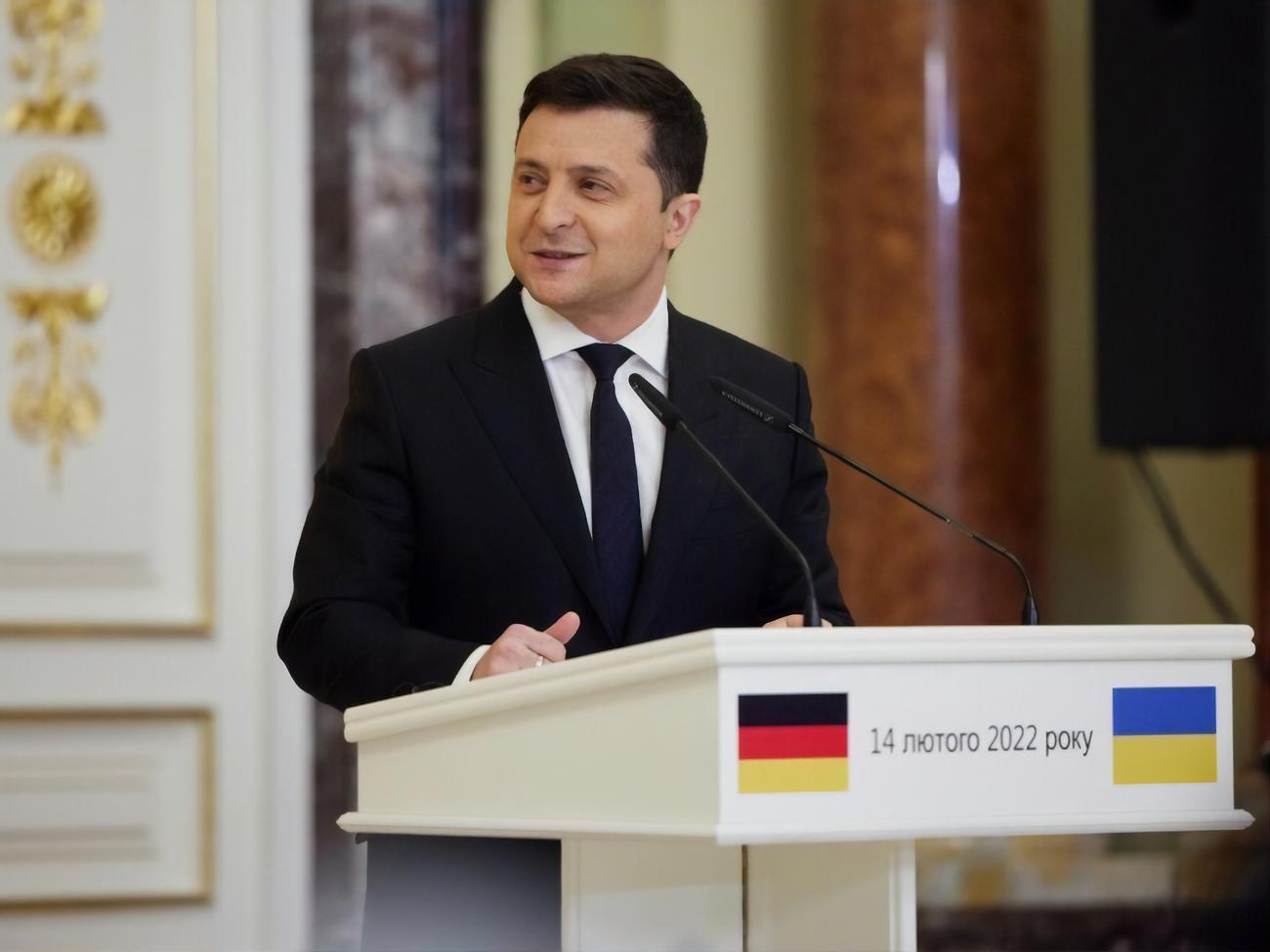 Зеленского готовы поддержать 28% украинцев, которые намерены голосовать и определились с выбором