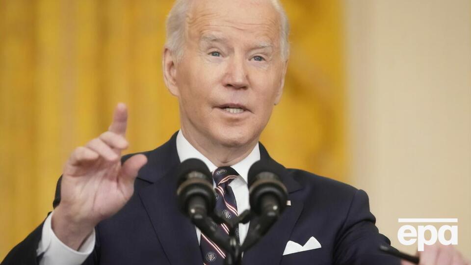 США введуть санкції проти російських еліт, заявив Байден