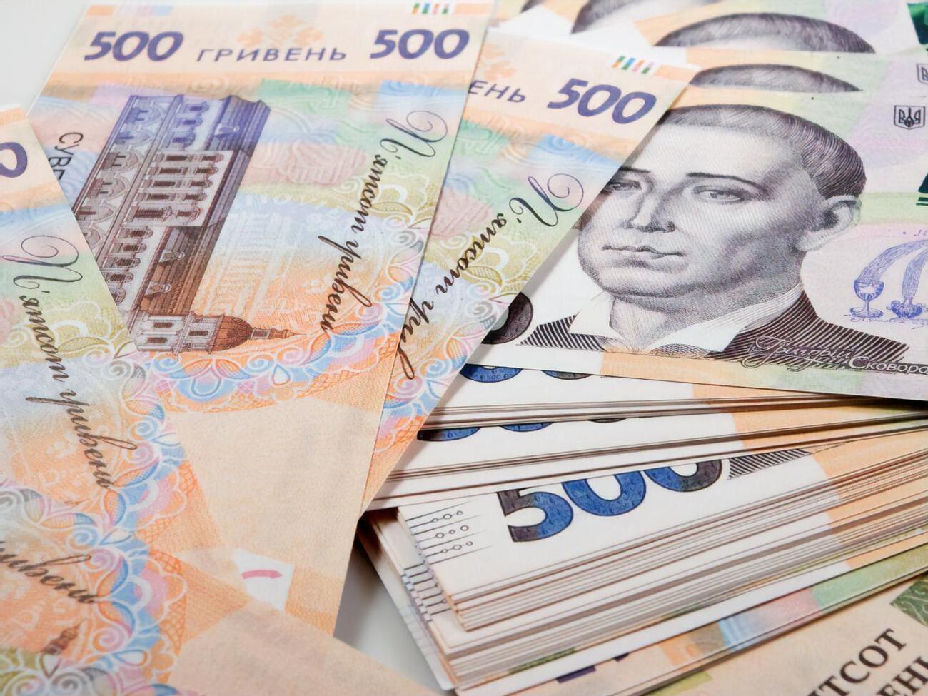 Курс гривны к доллару снизился на 51 копейку