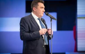 Данілов: У Донецькій та Луганській областях іде операція Об'єднаних сил, тому там діє особливий правовий режим