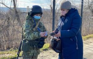 Введение чрезвычайного положения предполагает проверку документов у физических лиц