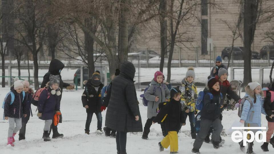 Эвакуационные рюкзаки должны быть заранее подготовлены и висеть на видном месте