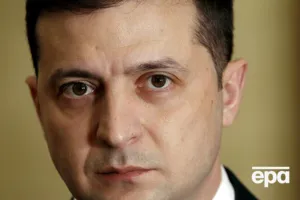 Зеленський – росіянам: Якщо керівництво Росії не хоче заради миру сідати за стіл із нами, можливо, воно сяде за стіл із вами?