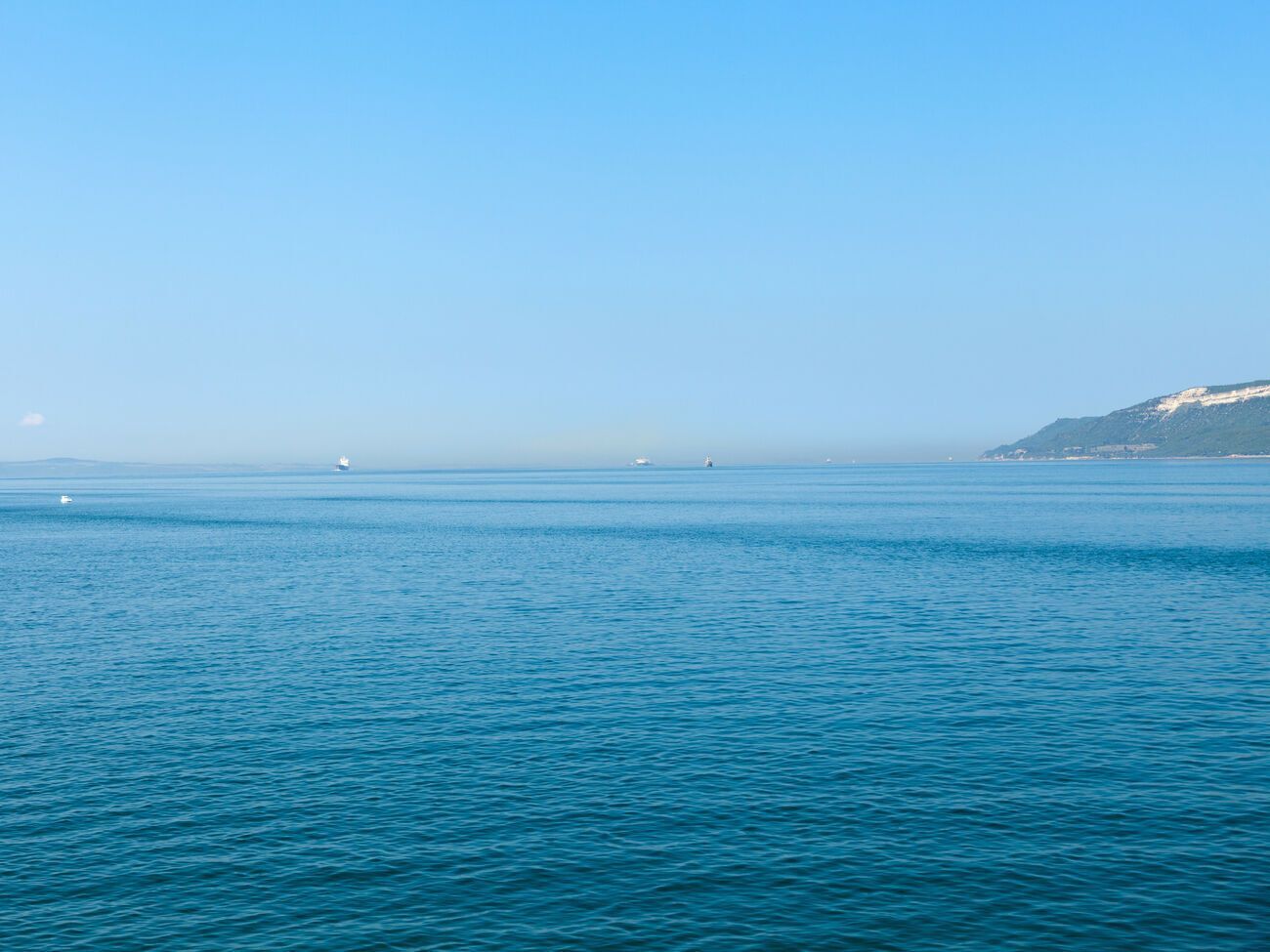 Туреччина має право регулювати транзит військових кораблів через Дарданелли