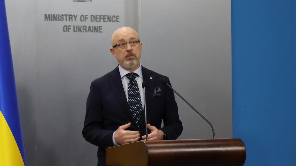 Резніков: Україна переходить у режим тотальної оборони