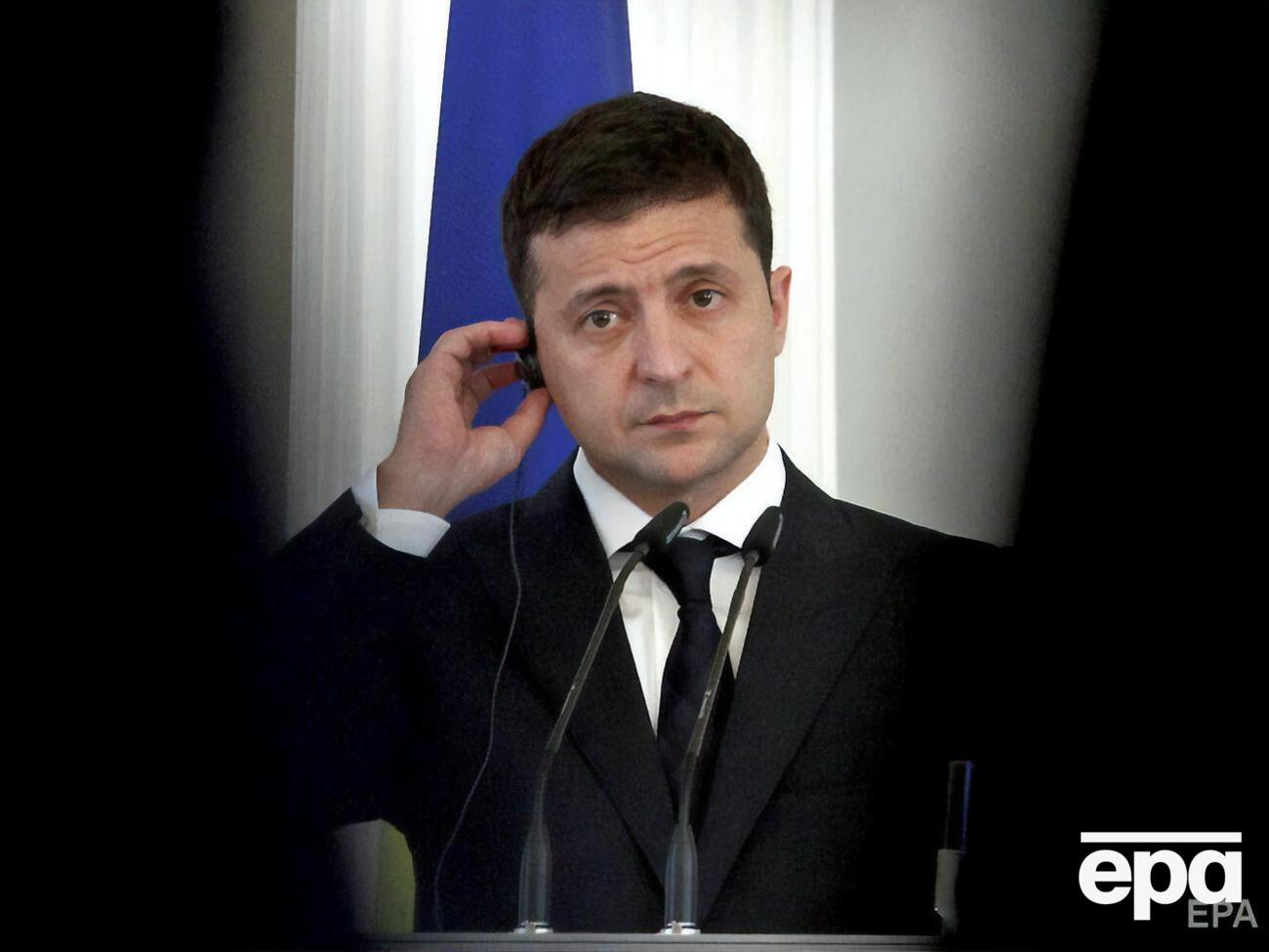 Зеленський закликав українців спілкуватися зі своїми рідними та знайомими з Росії та доносити до них актуальну інформацію