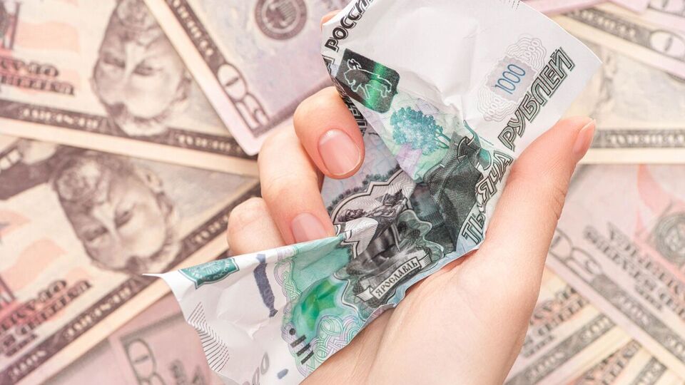 Курс рубля до долара впав до рівня 89,6 руб. за $1