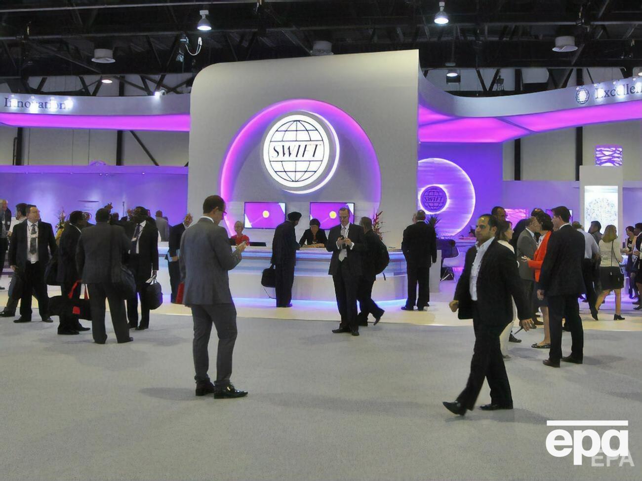 В ЕС нет консенсуса по поводу отключения РФ от&nbsp;SWIFT, сообщили западные издания