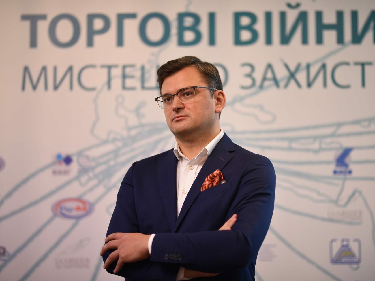 Кулеба заявив, що Вашингтон розглядає постачання нового озброєння для посилення оборонних можливостей України