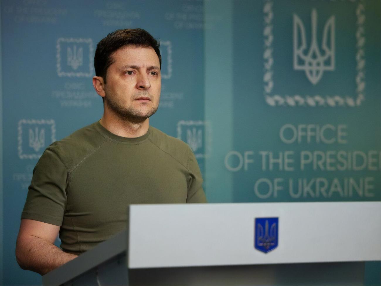 Зеленский подписал указ о создании военных администраций