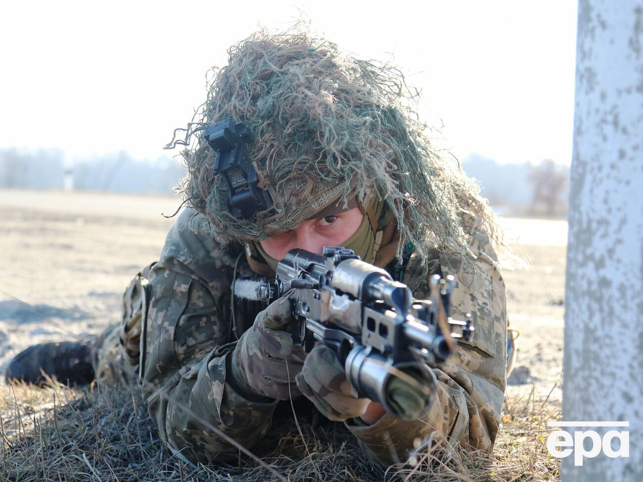 В Украине военнослужащие ВСУ ведут бои с россиянами