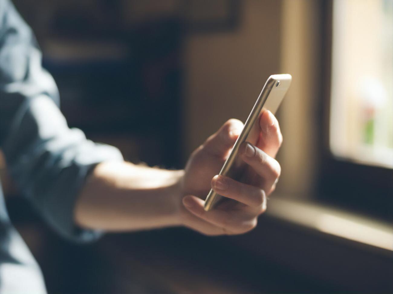 Українців попросили телефонувати або обмінюватися повідомленнями у разі потреби