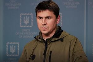 За словами Подоляка, Росія намагається затиснути Київ та основні міста сходу й півдня країни