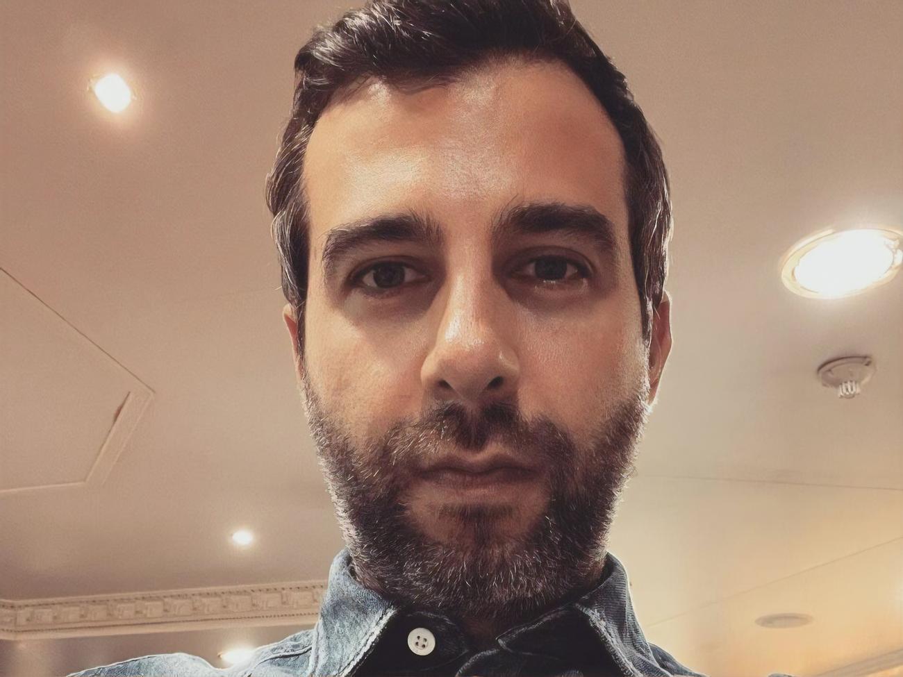 Ургант говорит, что взял тайм-аут на несколько дней, а представители канала заявили, что изначально не планировали показывать новый выпуск