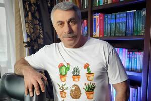 Комаровський: Зараз тисячі хлопчиків, яких ви виростили здоровенькими, дивляться на мою країну в приціл, помирають і помиратимуть
