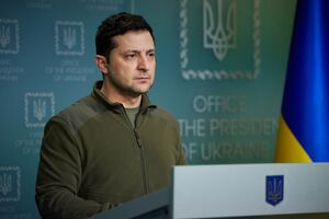 Зеленский: Украинцы героически сопротивляются агрессии