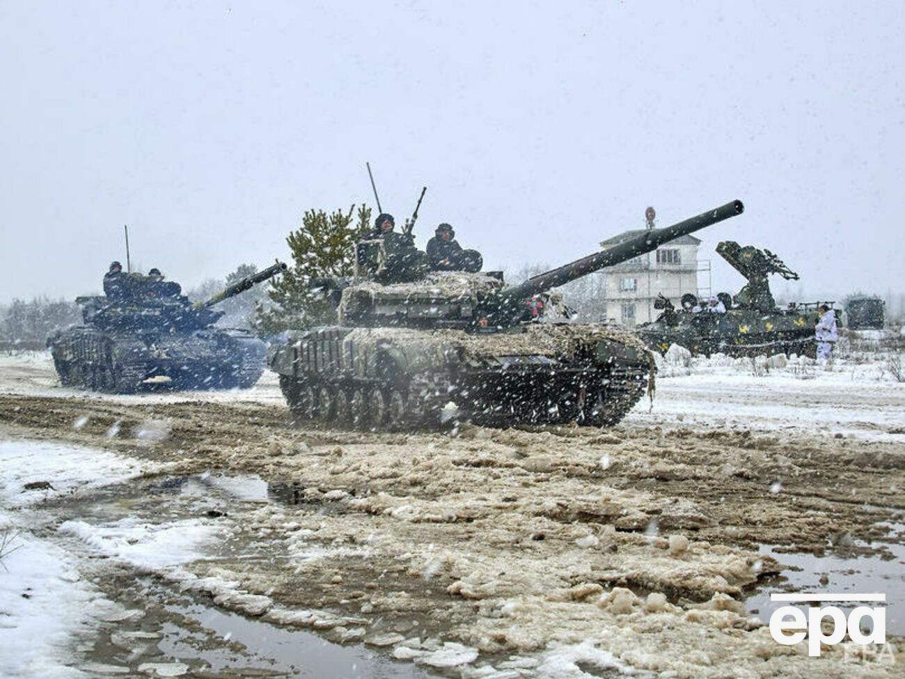 Украинским военным поднимут денежное обеспечение