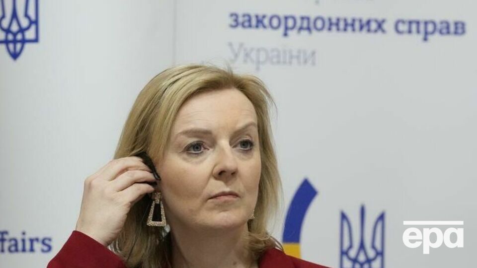 Ліз Трасс запевнила, що олігархам, пов'язаним із путінським режимом, ніде сховатися