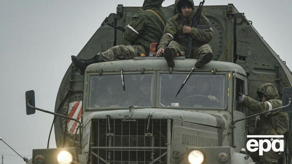 Російські війська вторглися на територію України 24 лютого