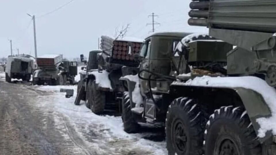 Деморалізовані війська окупантів кидають техніку