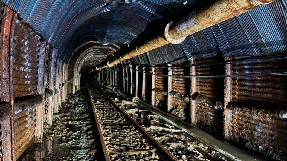 Все ТЭС ДТЭК продолжают работу, кроме подвергшейся вражеским обстрелам Луганской ТЭС, отметили в компании