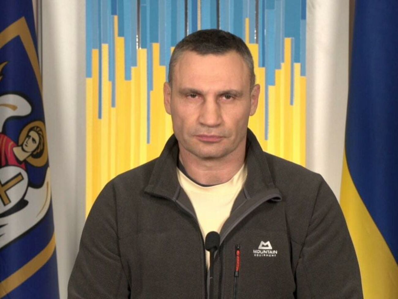 Виталий Кличко: В Киеве создают гуманитарный штаб для помощи жителям города