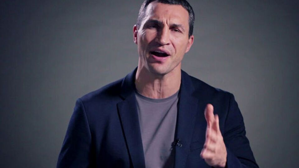 Володимир Кличко – білорусам і росіянам: Щодня ви ходите на роботу і допомагаєте своїй армії підносити набої, так би мовити. І стріляти в нас ракетами