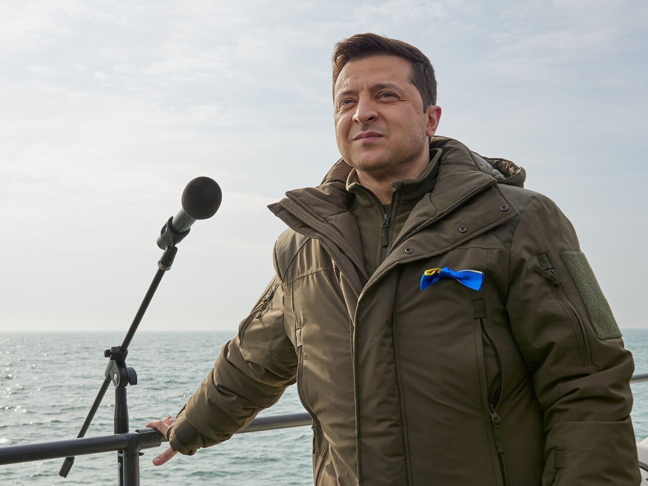 Зеленський працює в умовах воєнного стану