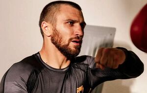 Дворазовий олімпійський чемпіон Ломаченко пішов у тероборону в Одеській області