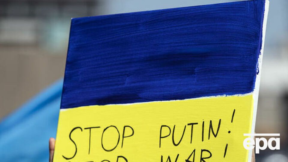Уранці 24 лютого Путін оголосив про вторгнення російських військ до України