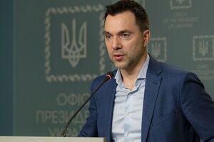 Арестович заявил, что украинские власти еще анализируют информацию, которая поступила из Купянска