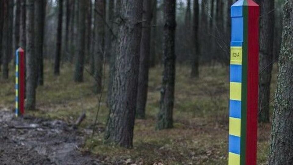 Головне питання переговорів – негайне припинення вогню та відведення військ із території України