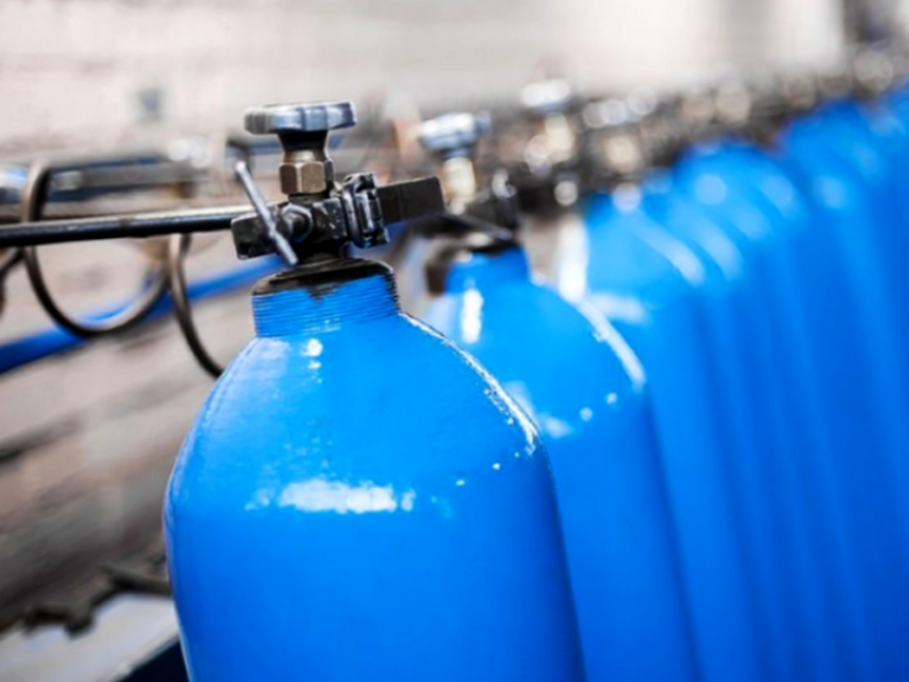 Кислород нужен больницам для лечения, в частности, больных коронавирусной инфекцией