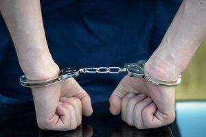 Ряд чиновников Пивденного задержали за госизмену